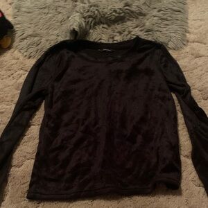 Just Love Women’s Black Long Sleeve Velvet Pajama Top